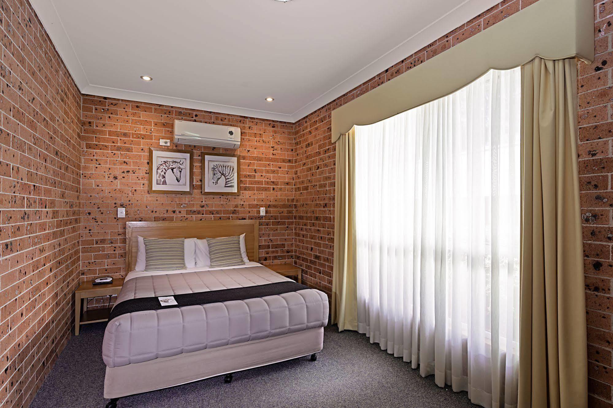 Akuna Motor Inn And Apartments Dubbo Zewnętrze zdjęcie