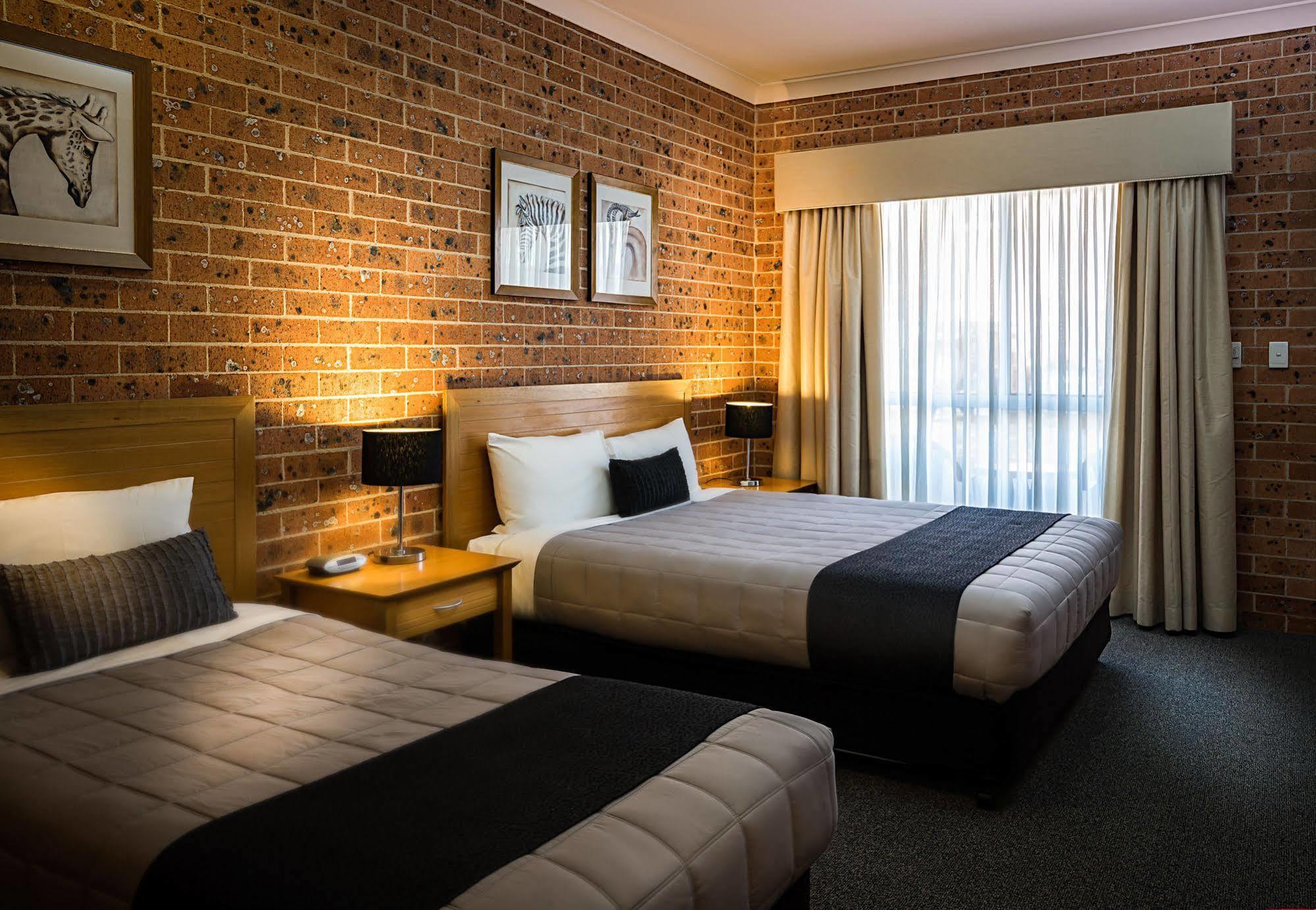 Akuna Motor Inn And Apartments Dubbo Zewnętrze zdjęcie