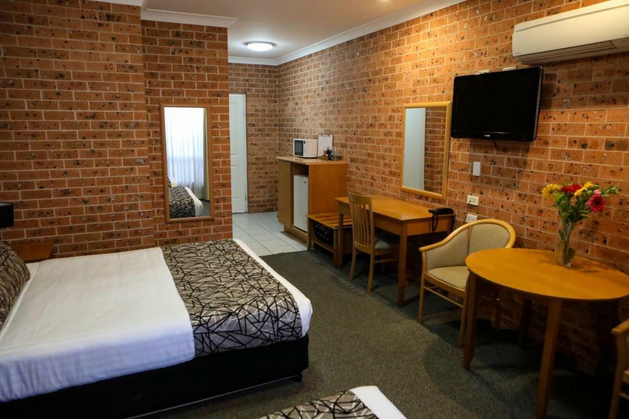 Akuna Motor Inn And Apartments Dubbo Zewnętrze zdjęcie